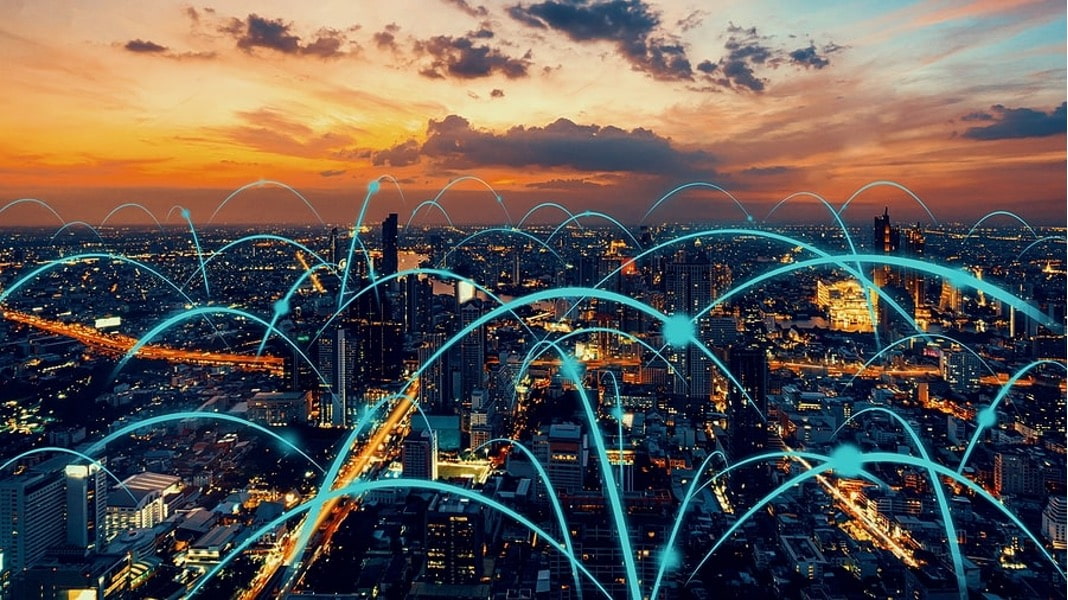 Visual of a smart city showing interconnectedness